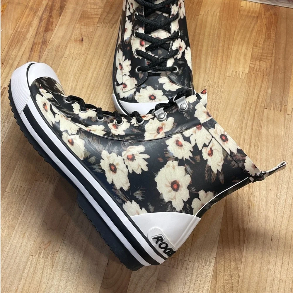 Rocket Dog Floral Rain Boots Black White High Top Sneaker Boot Women 8.5